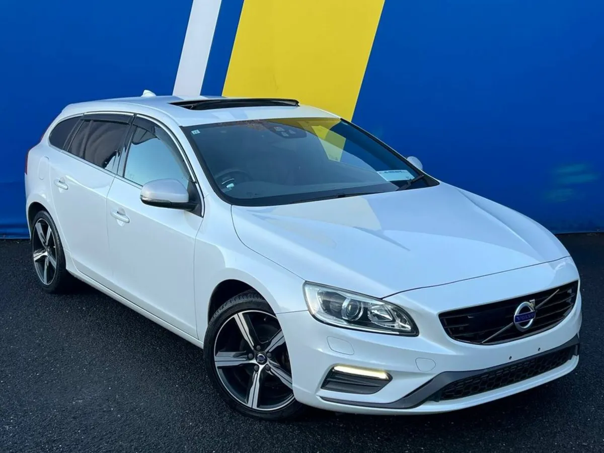 Volvo V60 D4 R-DESIGN 2.0 D // TILT & SLIDE OPENIN - Image 1