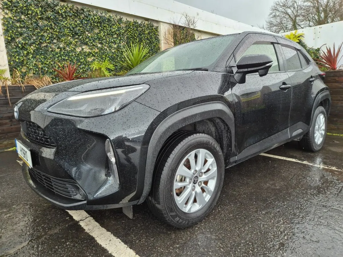 Toyota Yaris Cross 1.5 HYBRID / LUNA / TAX €150 - Image 3