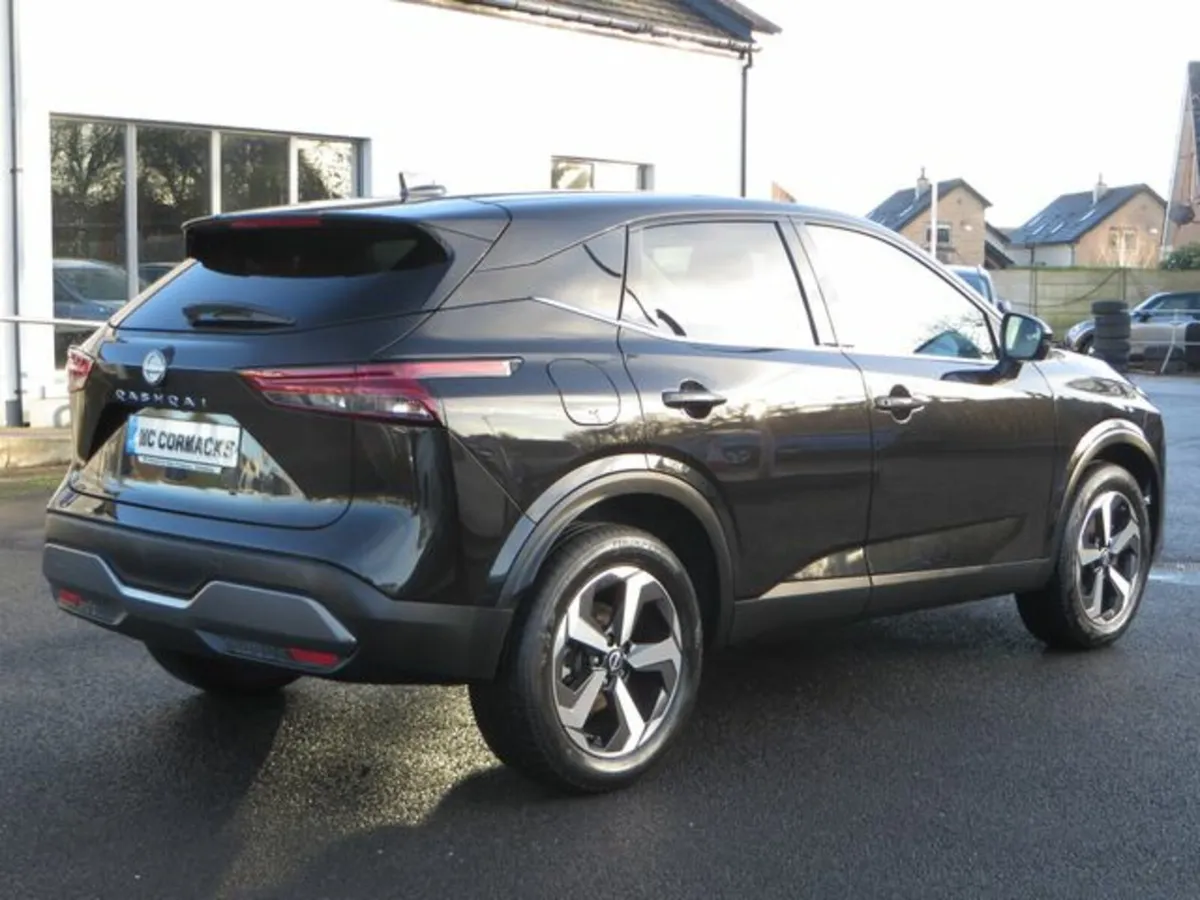 Nissan Qashqai DIG-T N-CONNECTA - Image 3