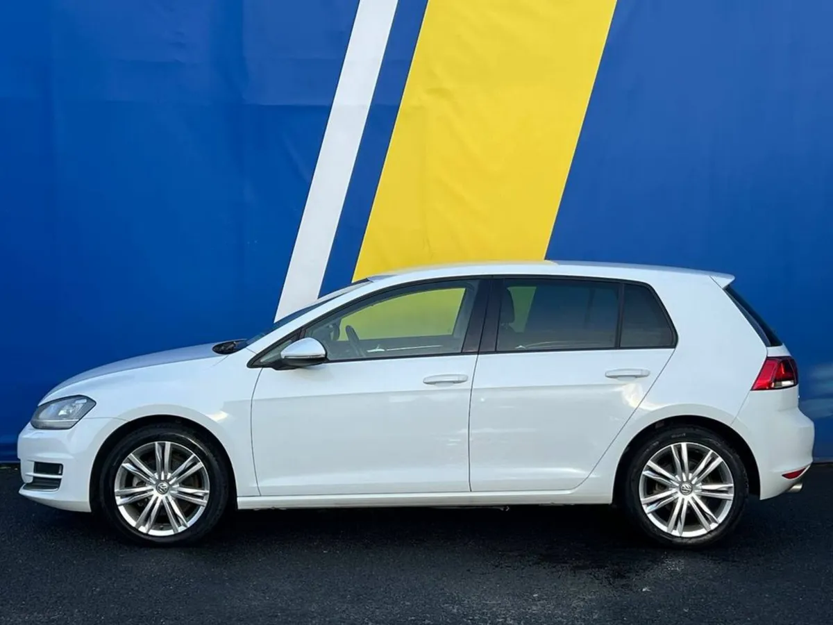 Volkswagen Golf HIGHLINE 1.4 TSI // 17" ALLOYS // - Image 3