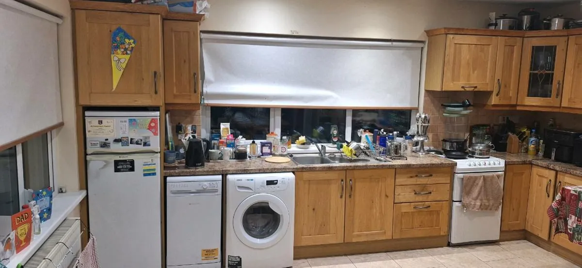 solid wood kitchen units - Image 2