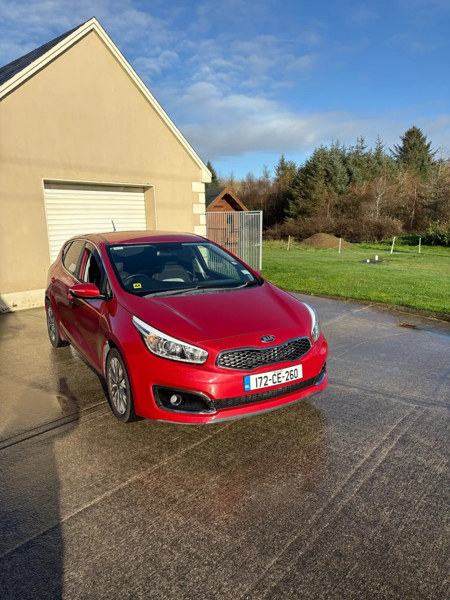 2017 Kia Ceed - Image 1