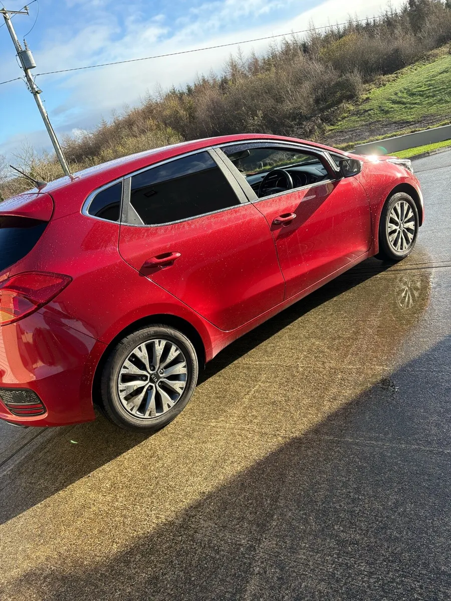 2017 Kia Ceed - Image 4