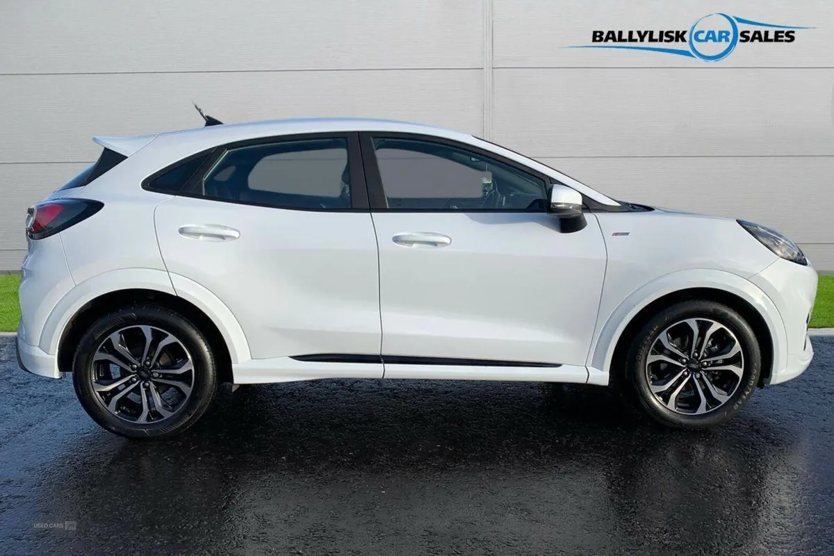 Ford Puma 1.0T 125PS ST-Line in White with 17K - Image 3