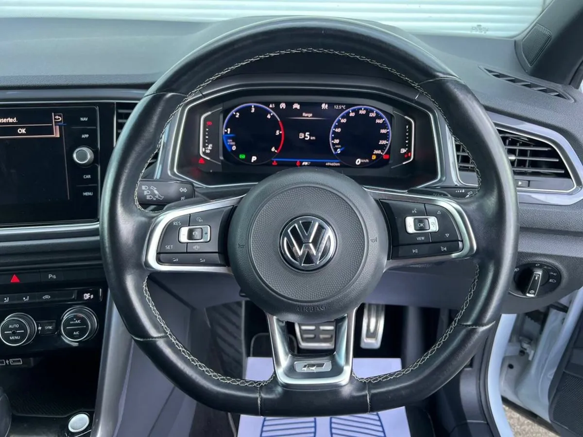 Volkswagen T-Roc R-LINE 2.0 TDI // 19" R-LINE ALLO - Image 4