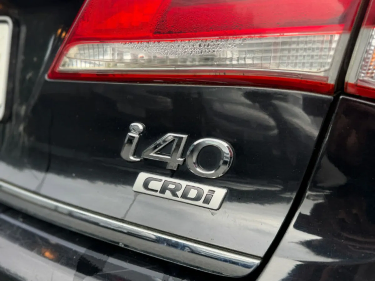 Hyundai i40 Executive 4DR - Image 4