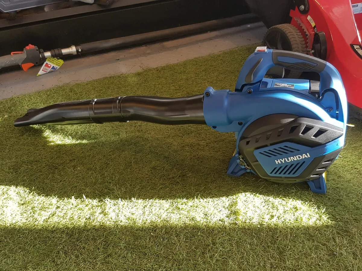 HYUNDAI BLOWER VACUUM SHREDDER KIT - BLACK FRIDAY! - Image 2