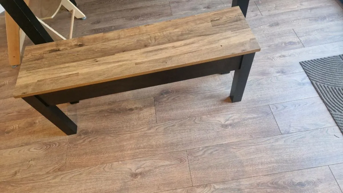 Dining bench- good as new - Image 1