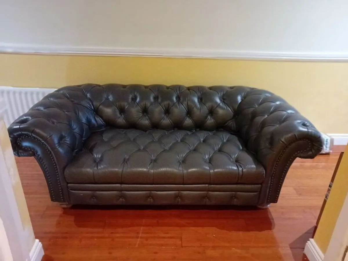 sofa - Image 1