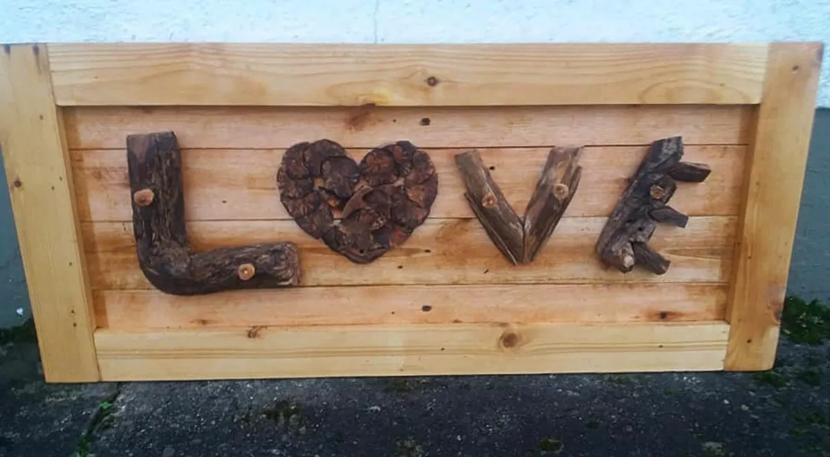 Rustic Driftwood LOVE Woodart Wall Display - Image 2