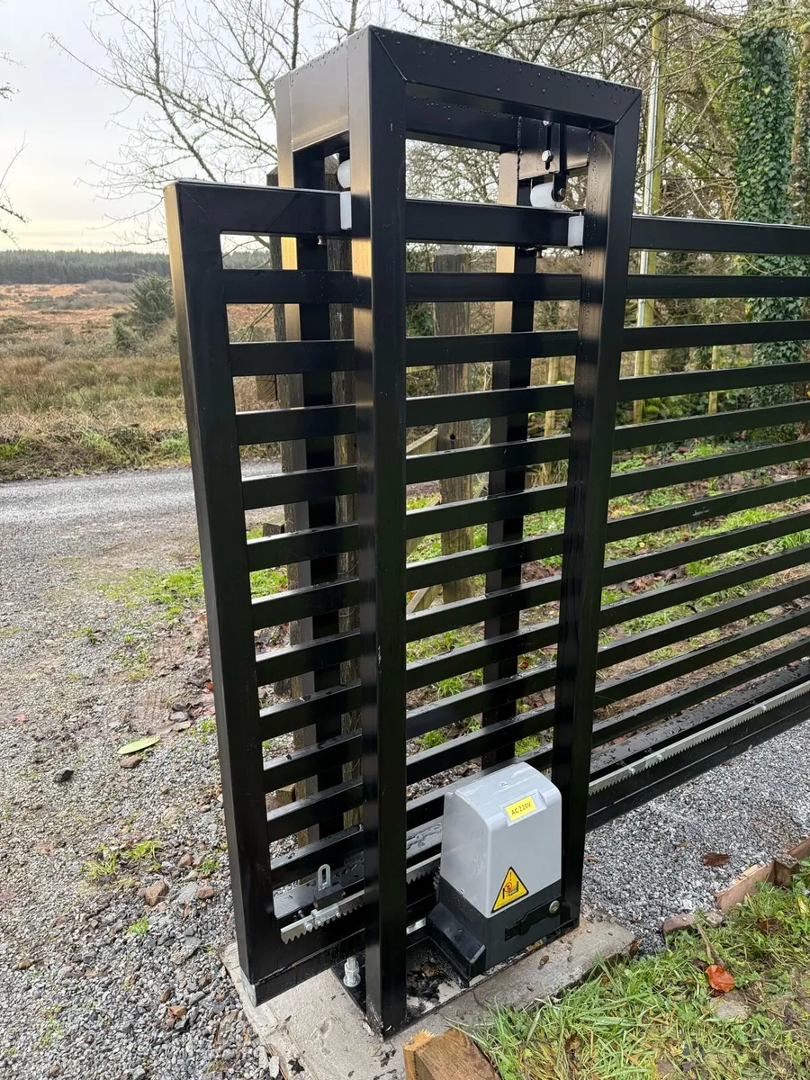 Electric Cantilever Gate 13ft - Image 4