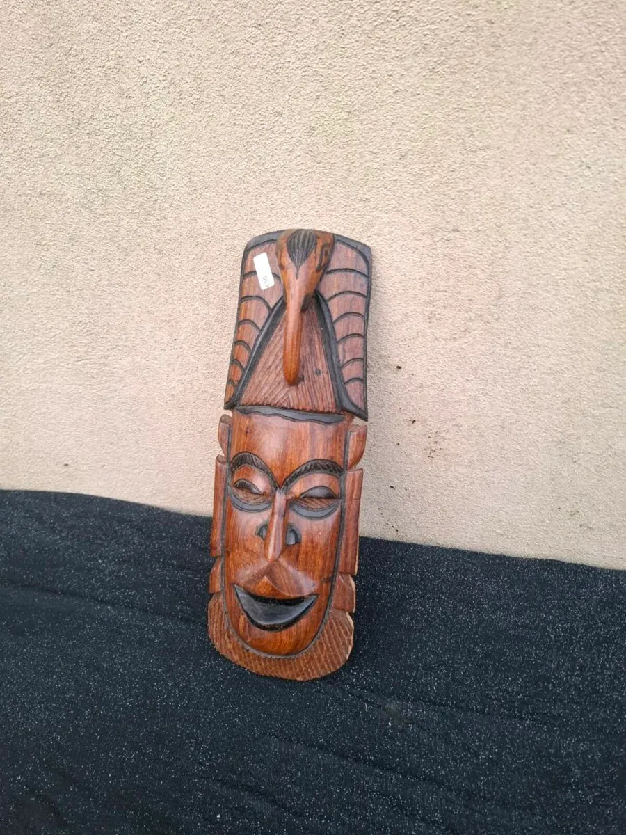 Wood african mask postage possible - Image 1