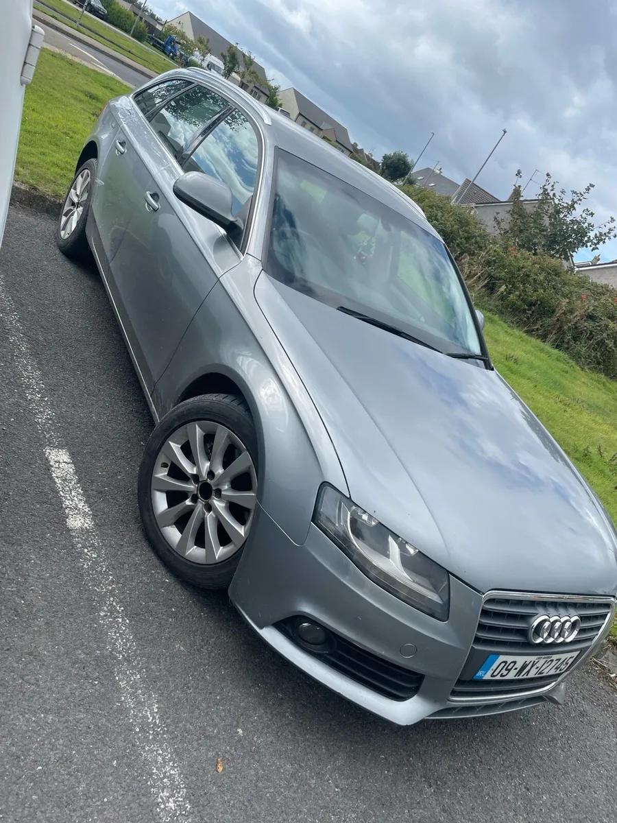 Audi A4 avant - Image 1