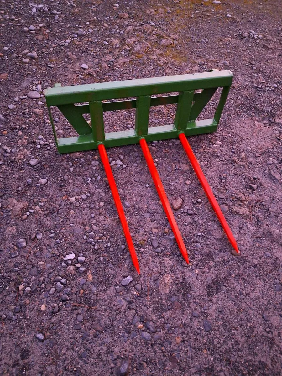 A Devine Engineering Heavy duty Bale spikes - Image 1