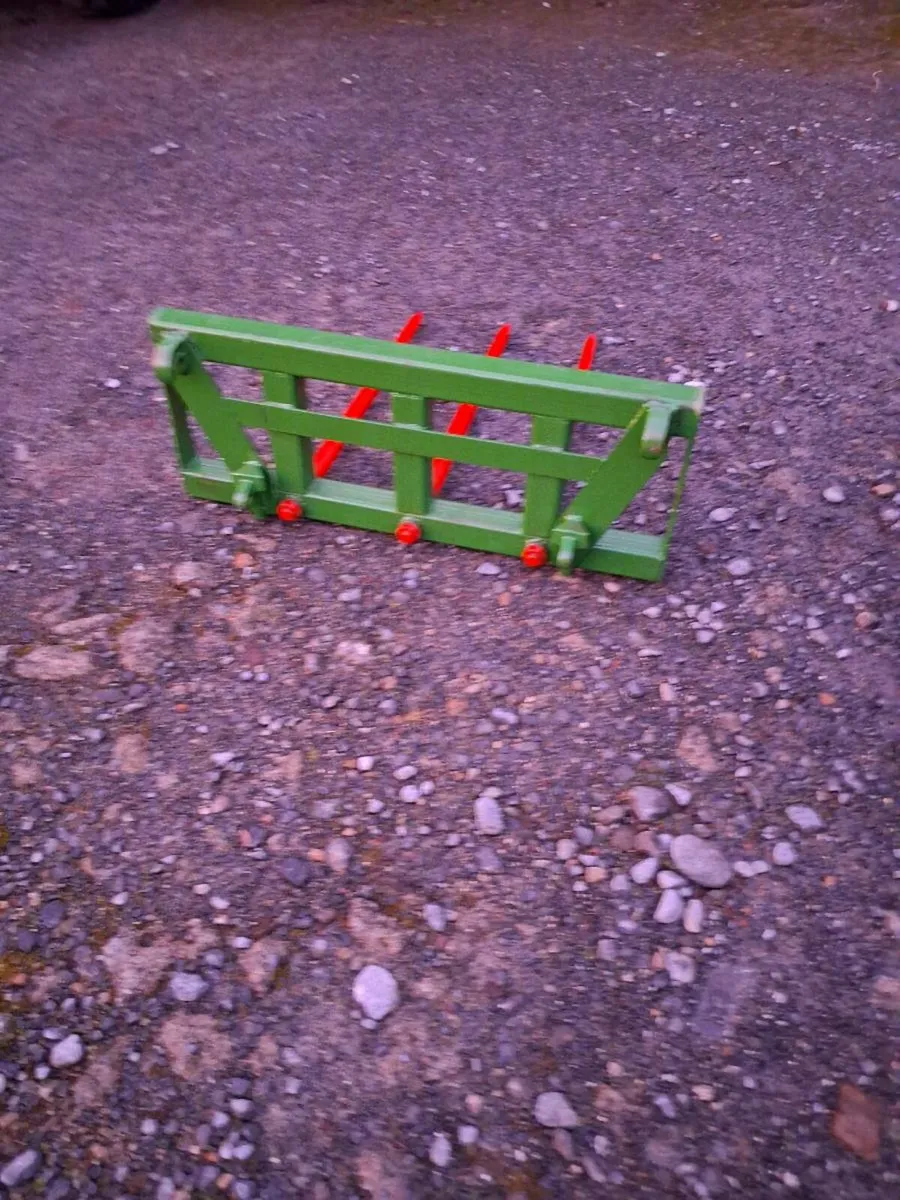 A Devine Engineering Heavy duty Bale spikes - Image 2