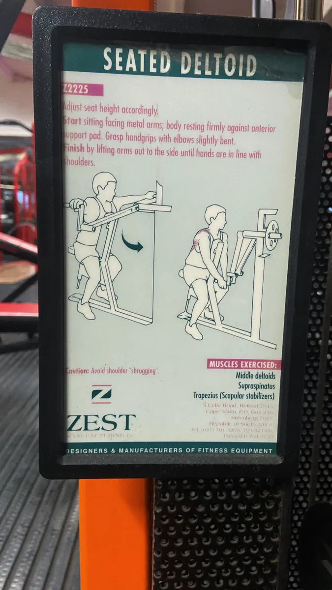 Lat Raise Machine - Image 4