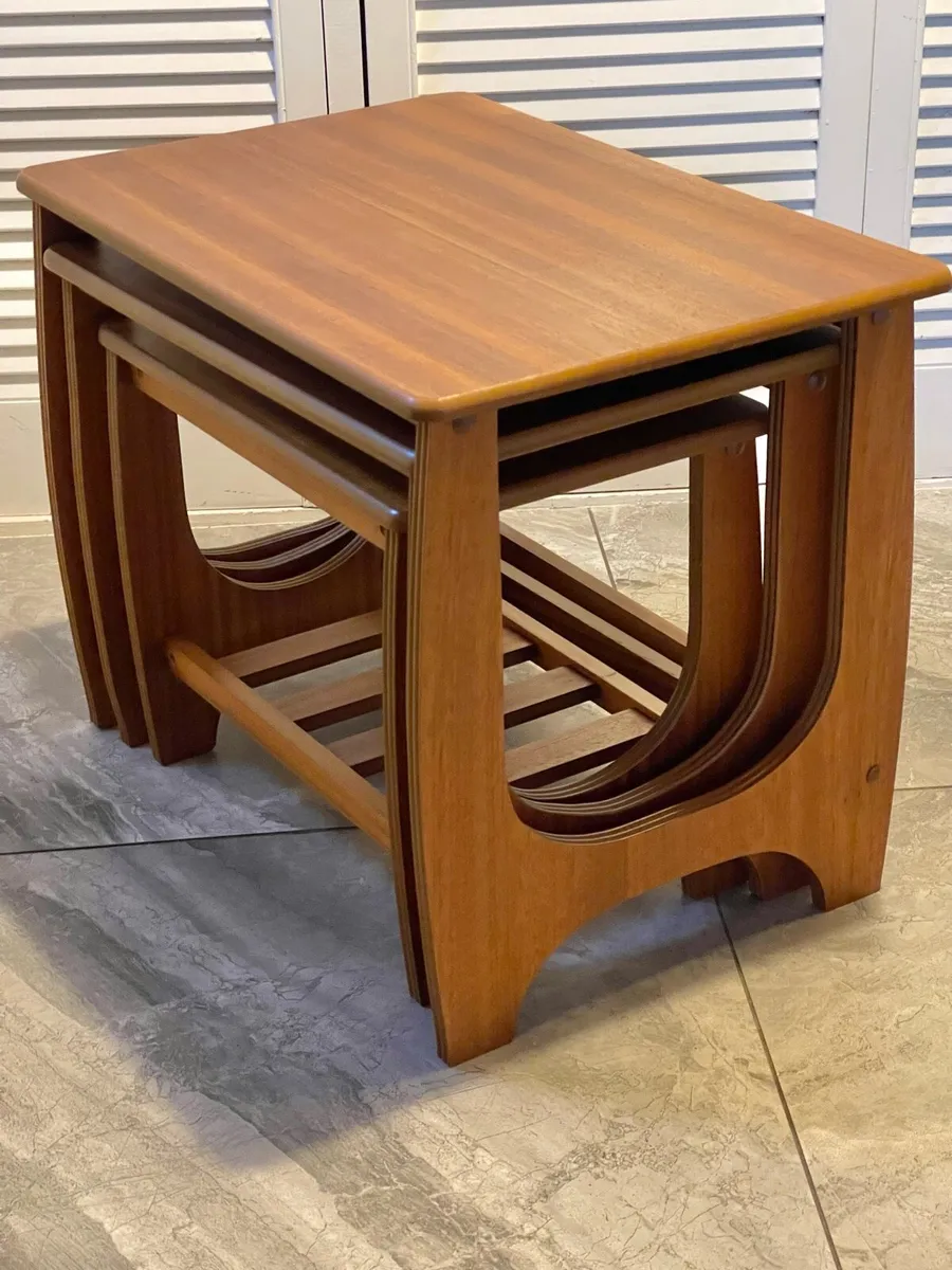 Mid century nesting tables - Image 4