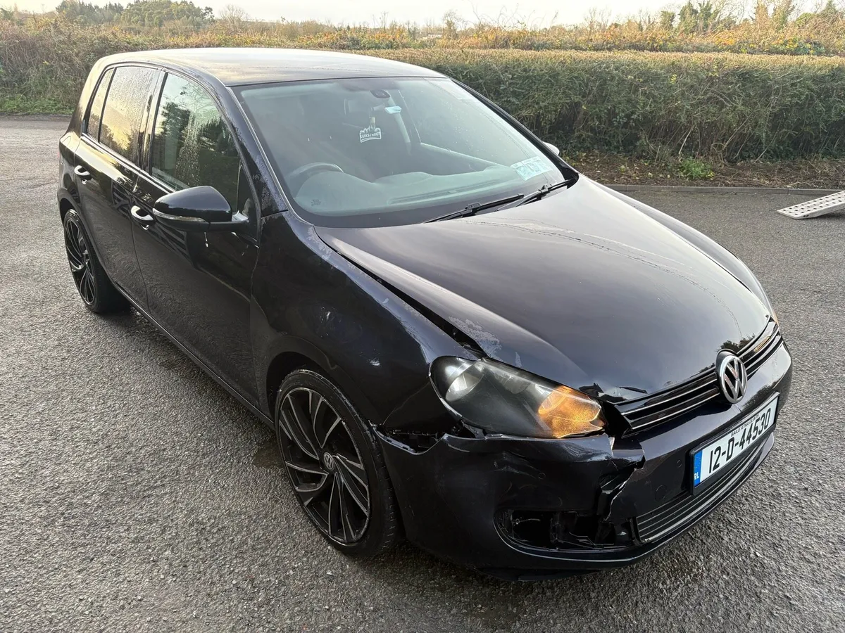 2012 Volkswagen Golf - Image 1