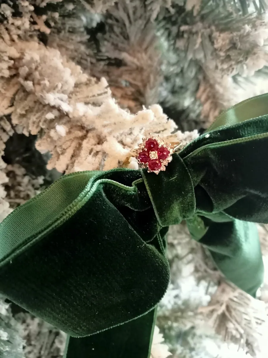 Ruby and Diamond cluster ring - Image 1