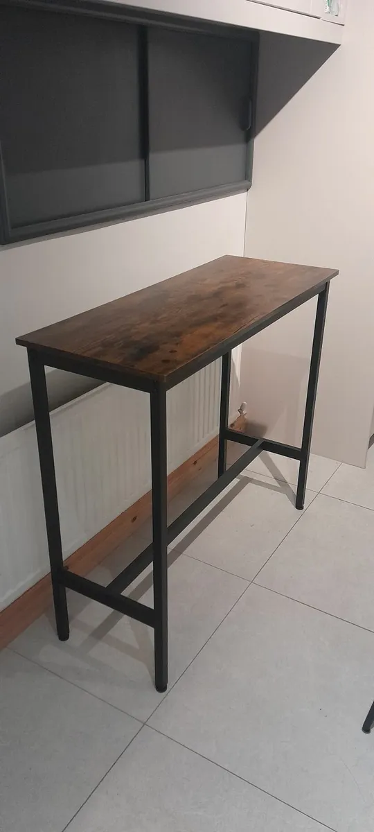 Bar table and 2 Bar stools - Image 2