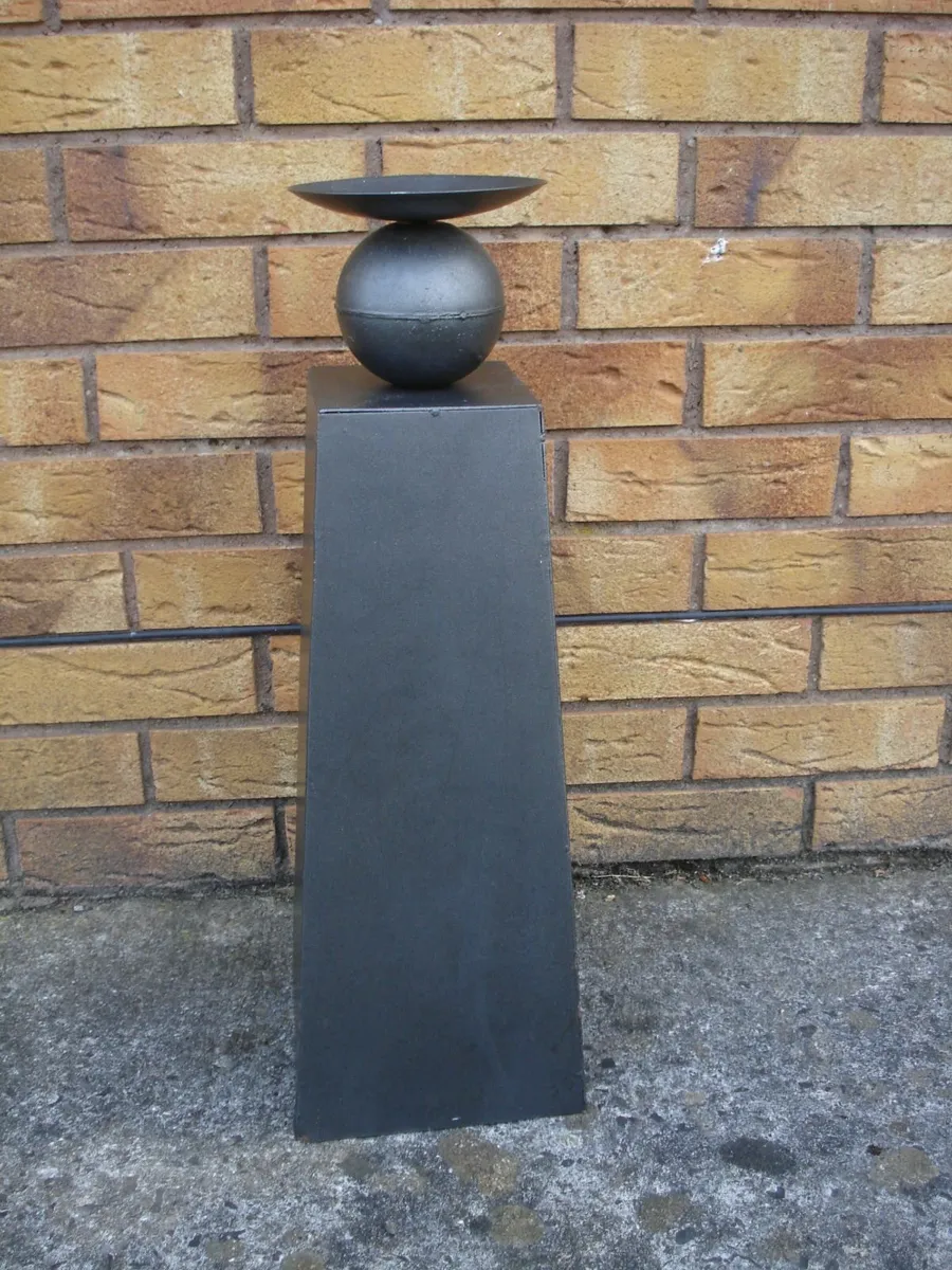 LARGE  METAL CANDLE HOLDER PYRAMID STYLE. - Image 1