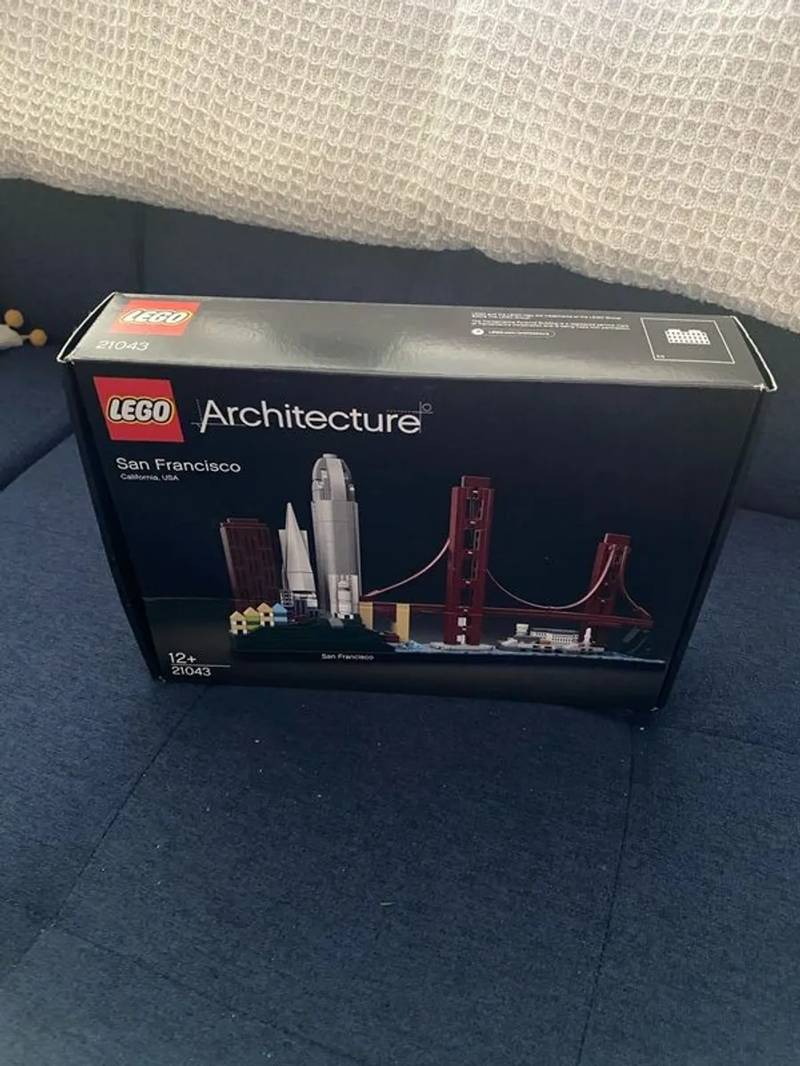 LEGO San Francisco UNOPENED Retired model - Image 1