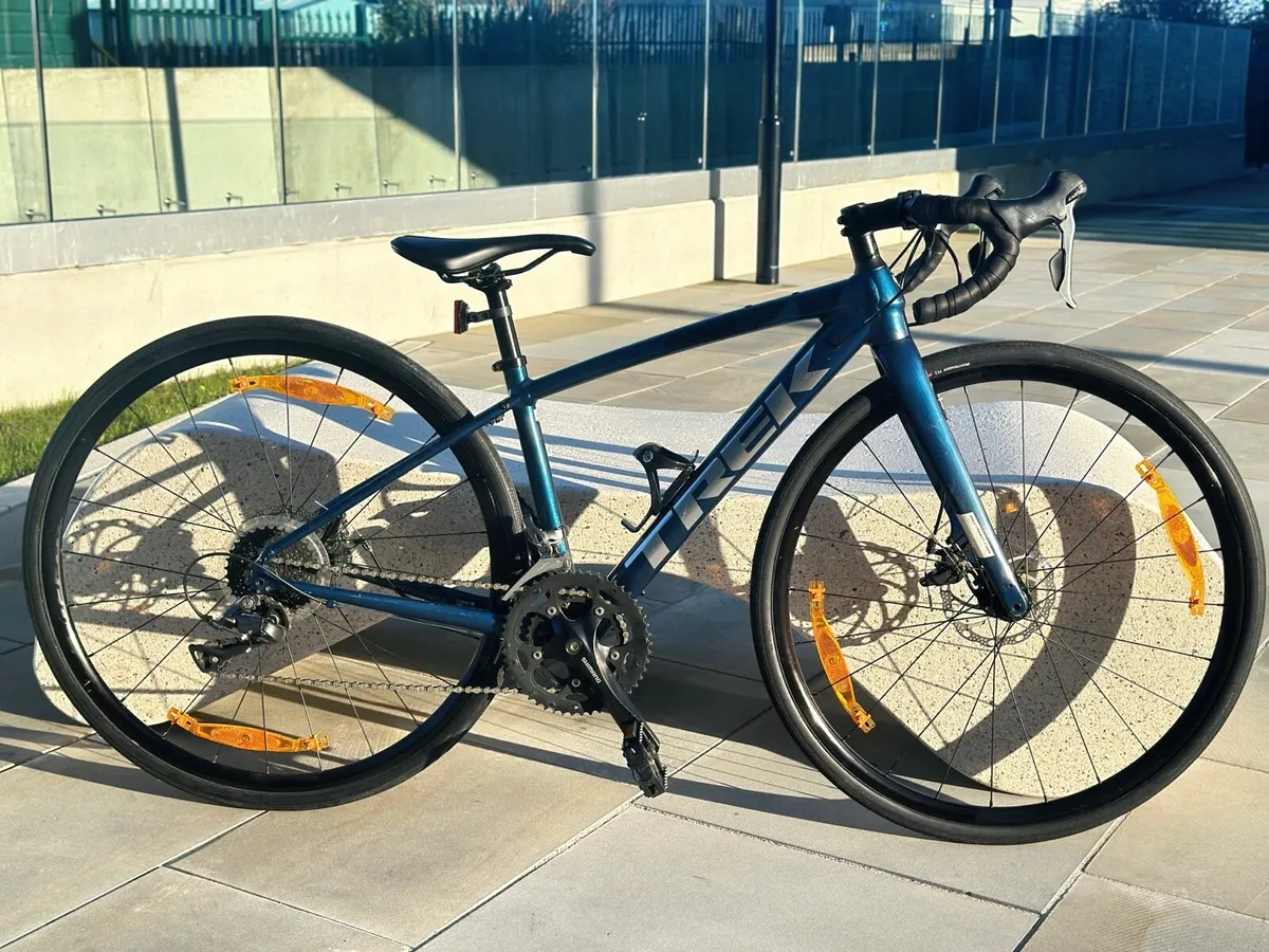 TREK Road Bike - Image 1