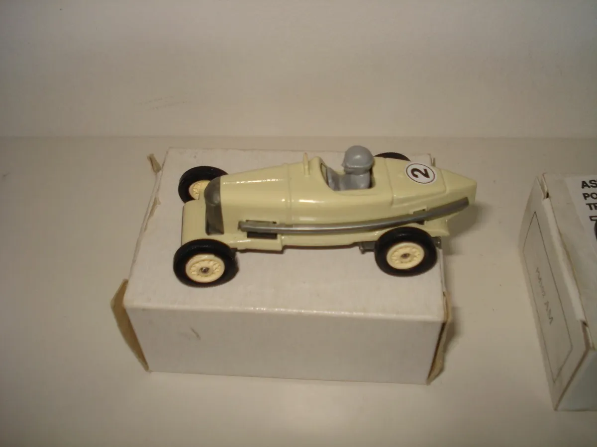 LLEDO BROOKLANDS MODEL RACING CARS. 1/60 SCALE. - Image 3