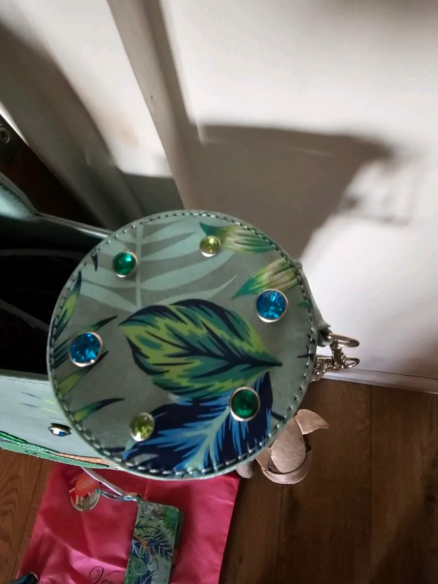 Genuine Vendula Animal Park Bag with purse - Image 2