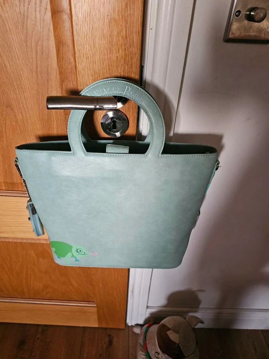 Genuine Vendula Animal Park Bag with purse - Image 4