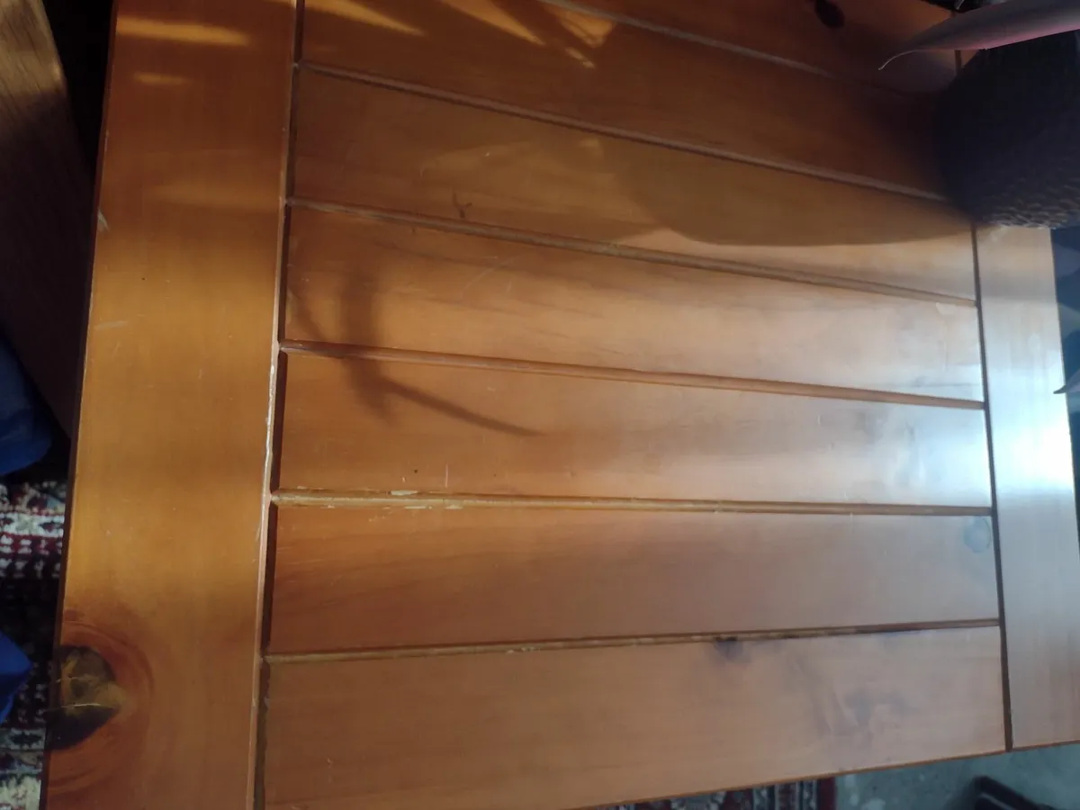 Solid wood coffee table - Image 2