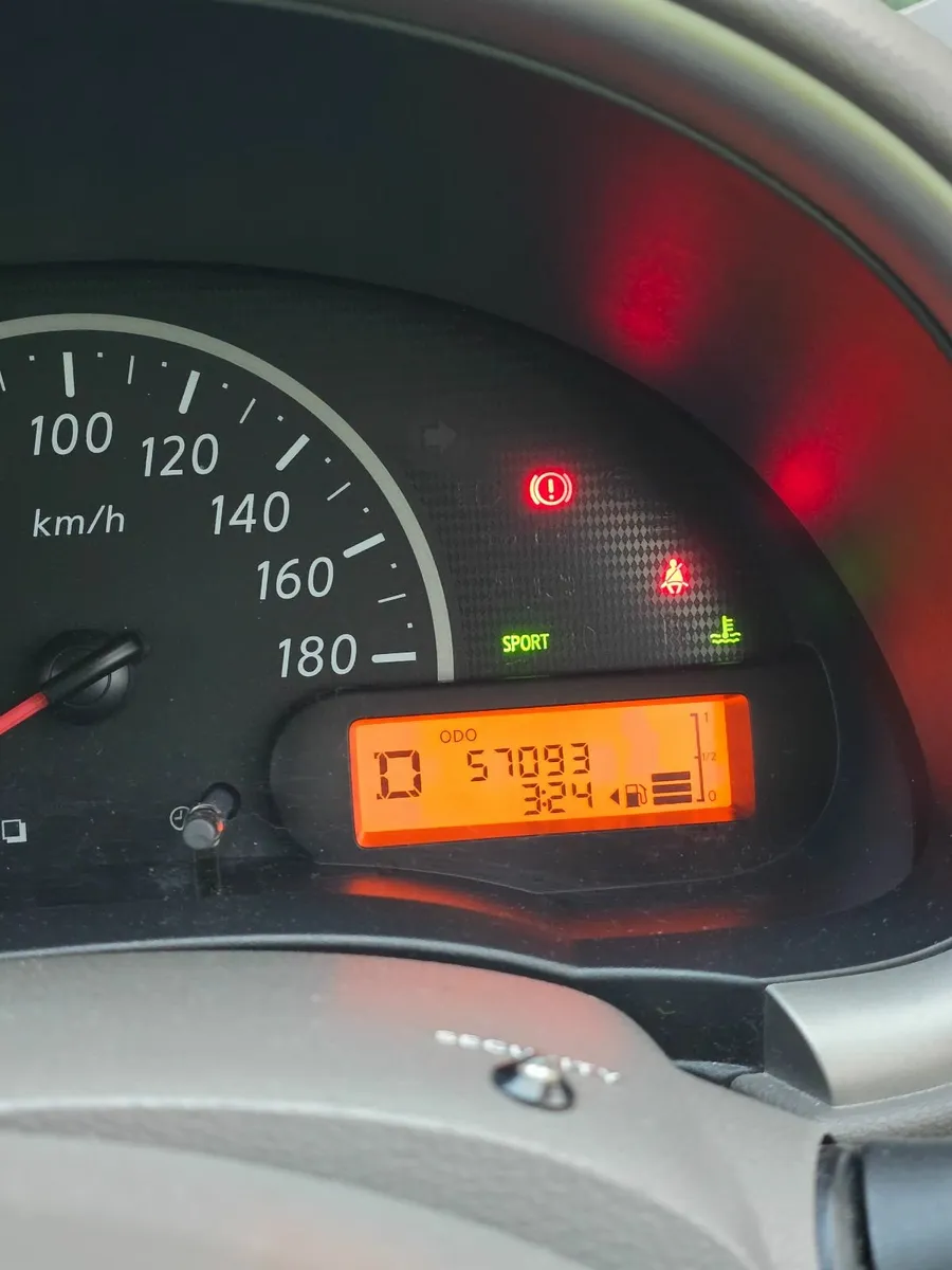 Nissan March 2012 - Image 1