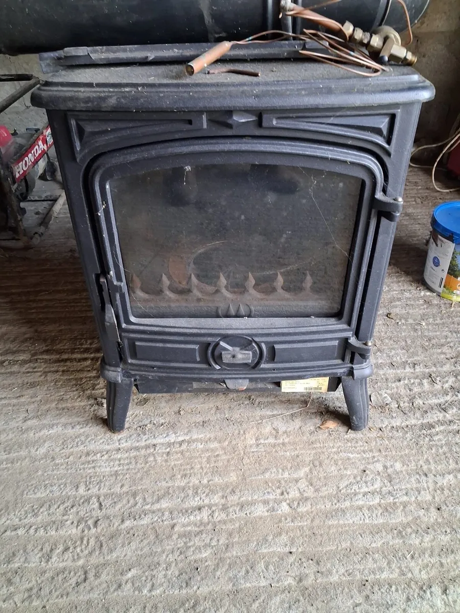 Oil Stove - Image 1