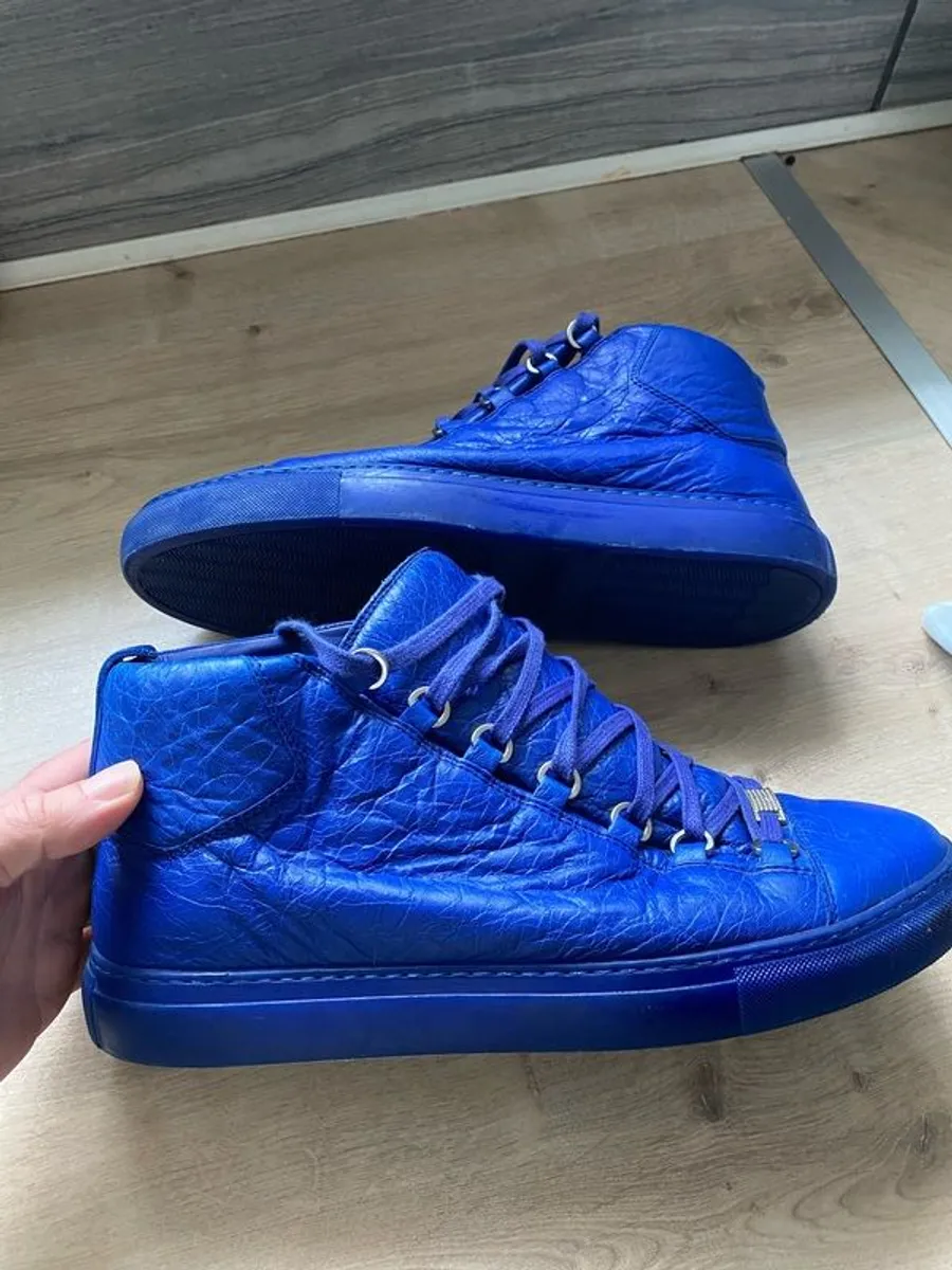 balenciaga arena blue leather trainers - Image 2