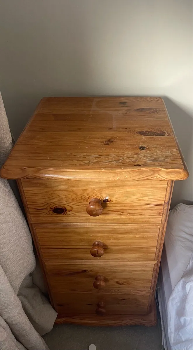 Pine King Size bed free collect - Image 2