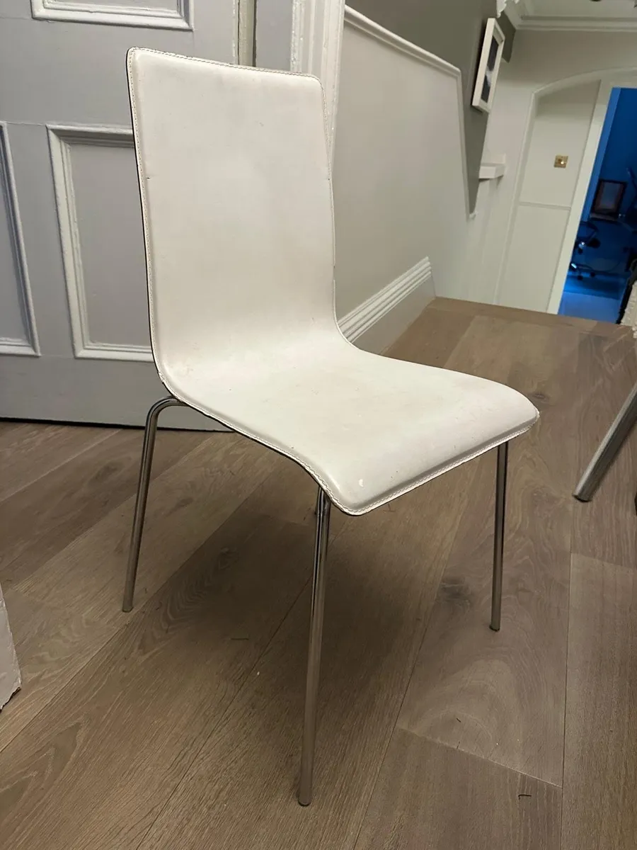 4 leather dining chairs - Image 1