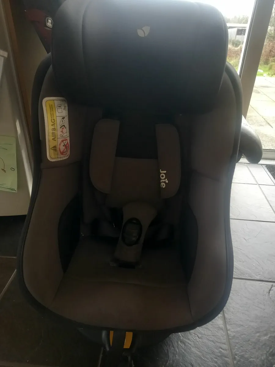 Joie 360 car seat - Image 2