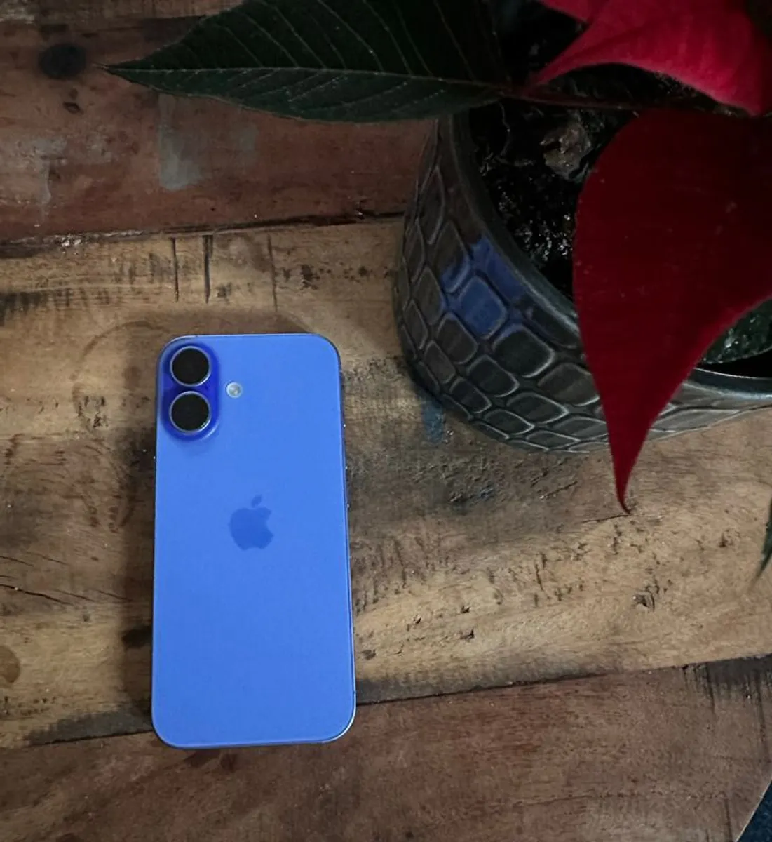 iPhone 16 | 256GB | Blue | Unlocked | Excellent Condition - Image 1