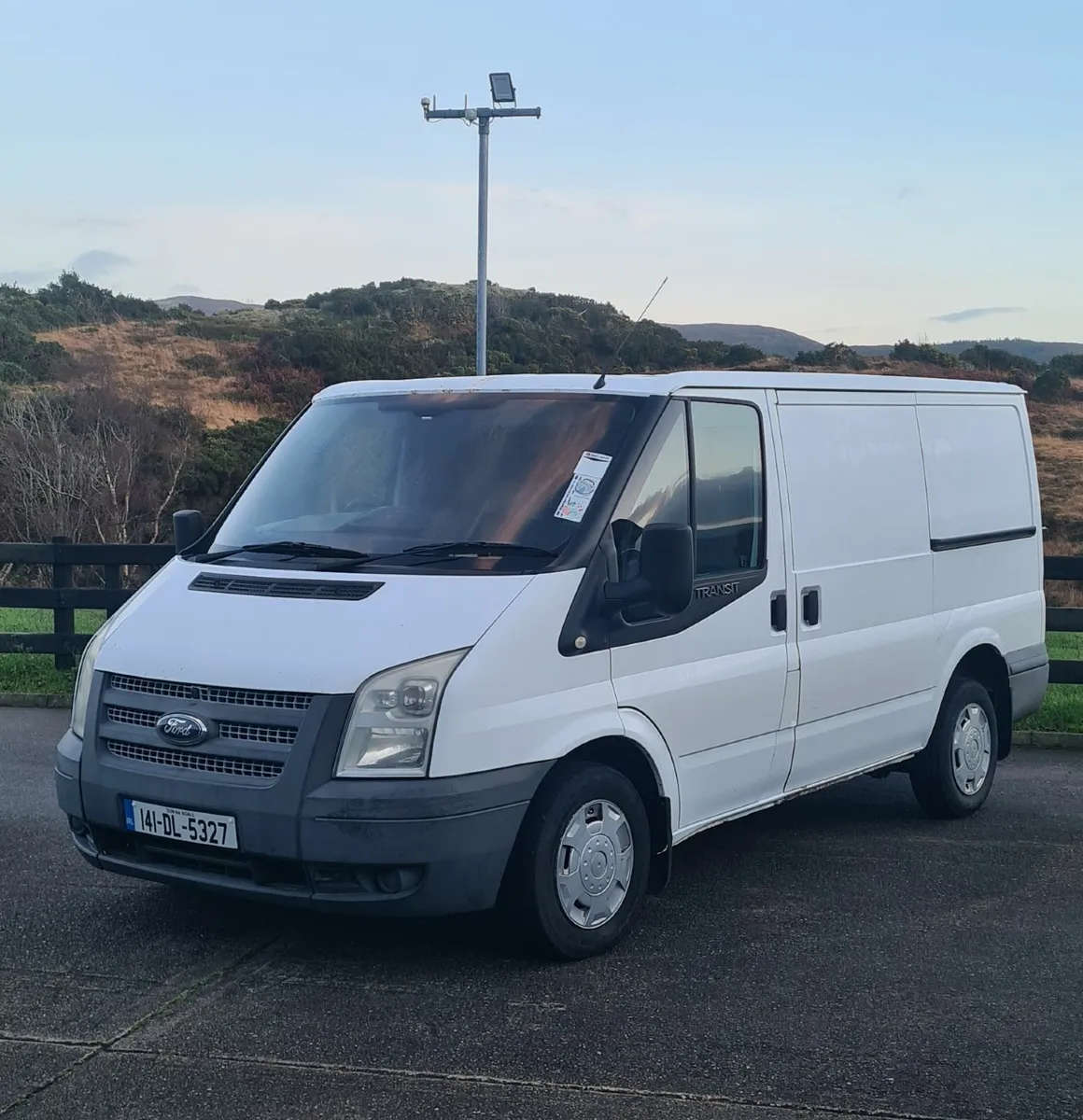 141 Ford Transit ** Tested & taxed ** - Image 2