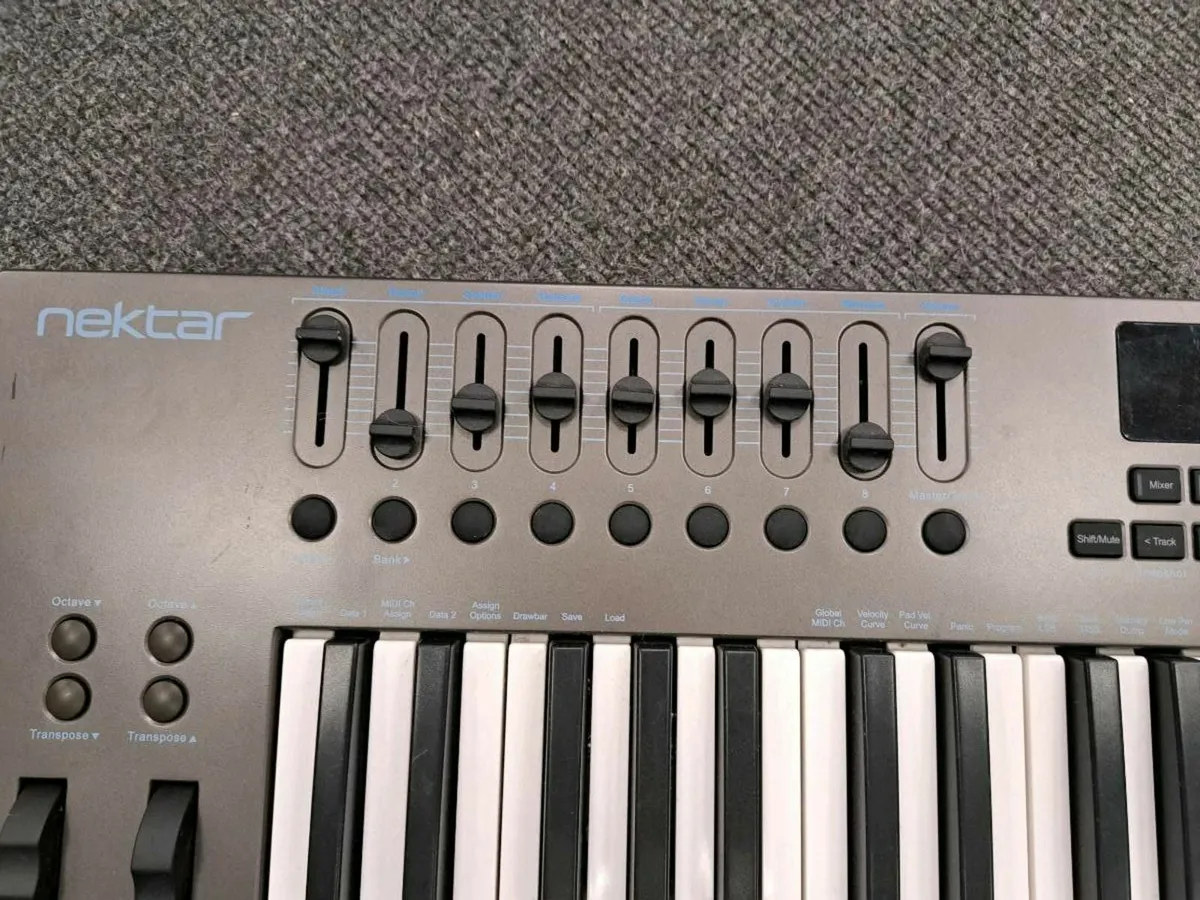 Nektar Impact LX49 Keyboard - Image 3