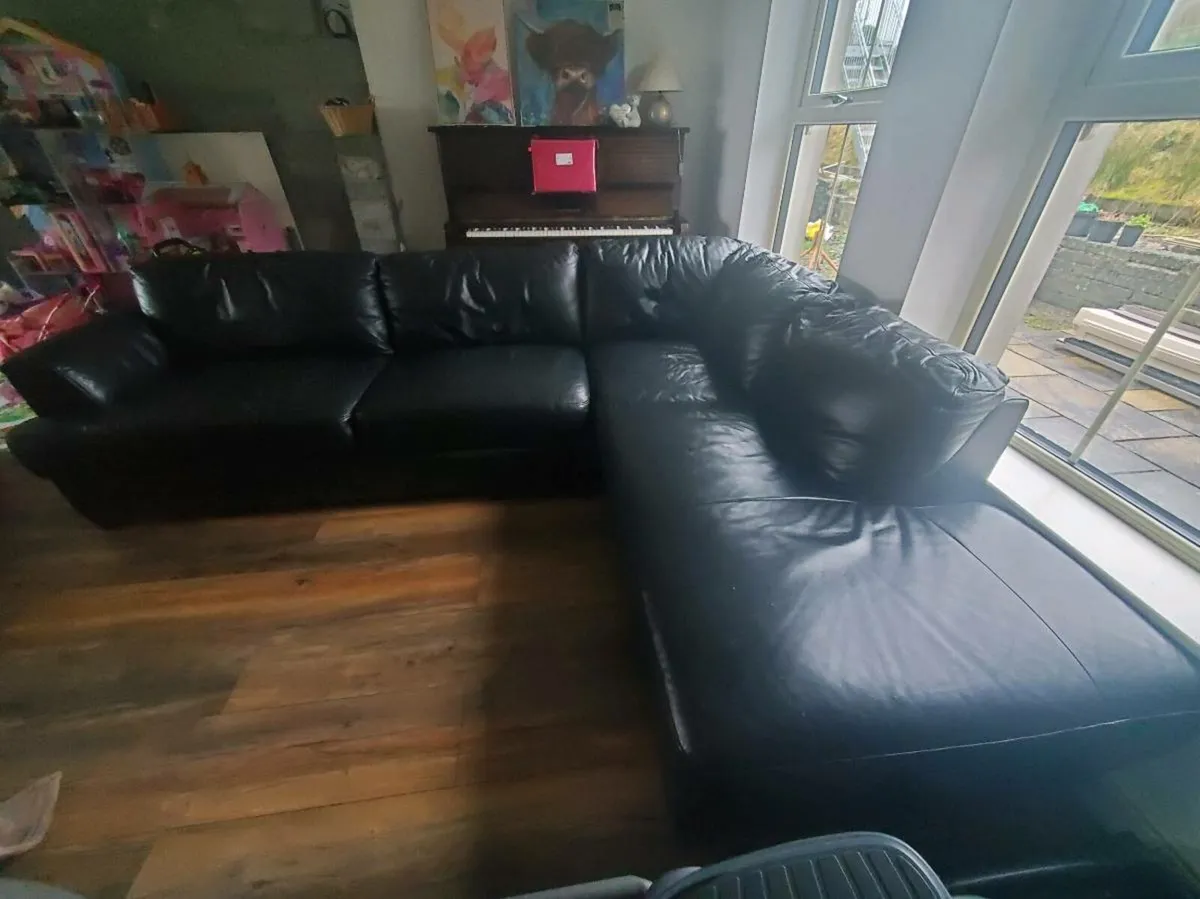 Sofa - Image 3