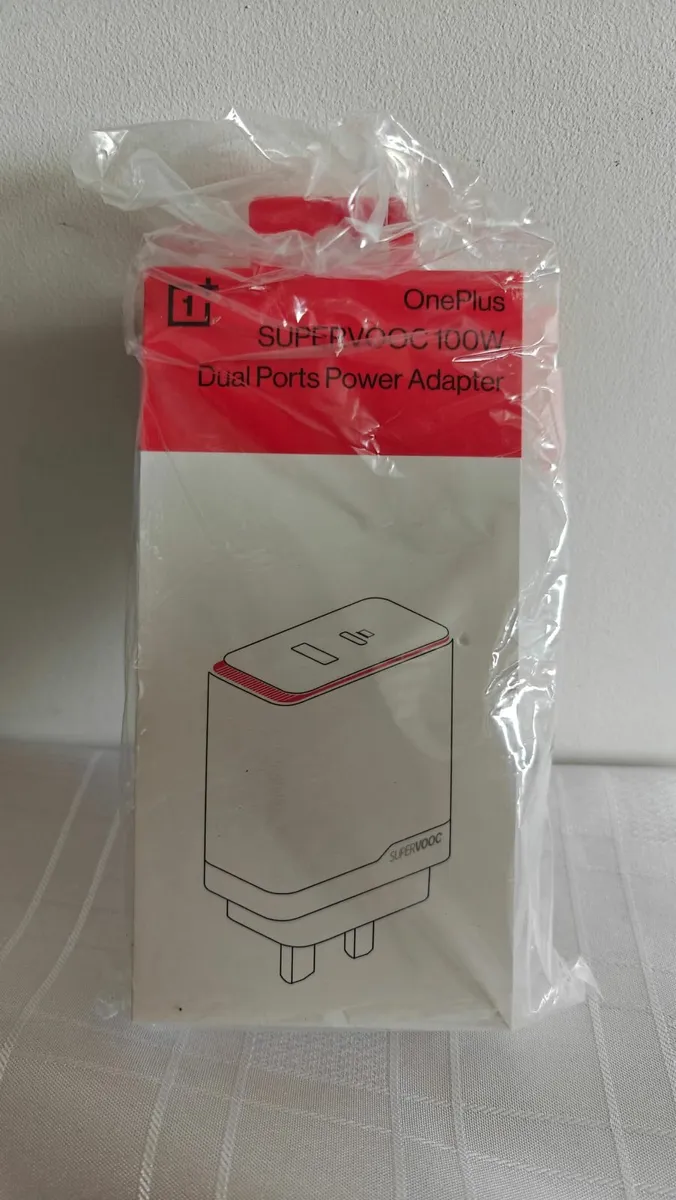 OnePlus SUPERVOOC 100W Dual Port Charger - Image 3