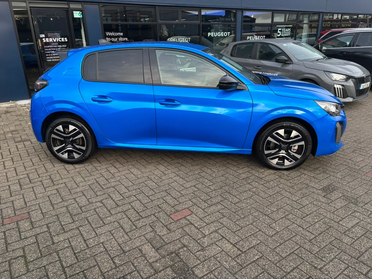 2025 Peugeot 208 Allure Hybrid scrappage offer - Image 3