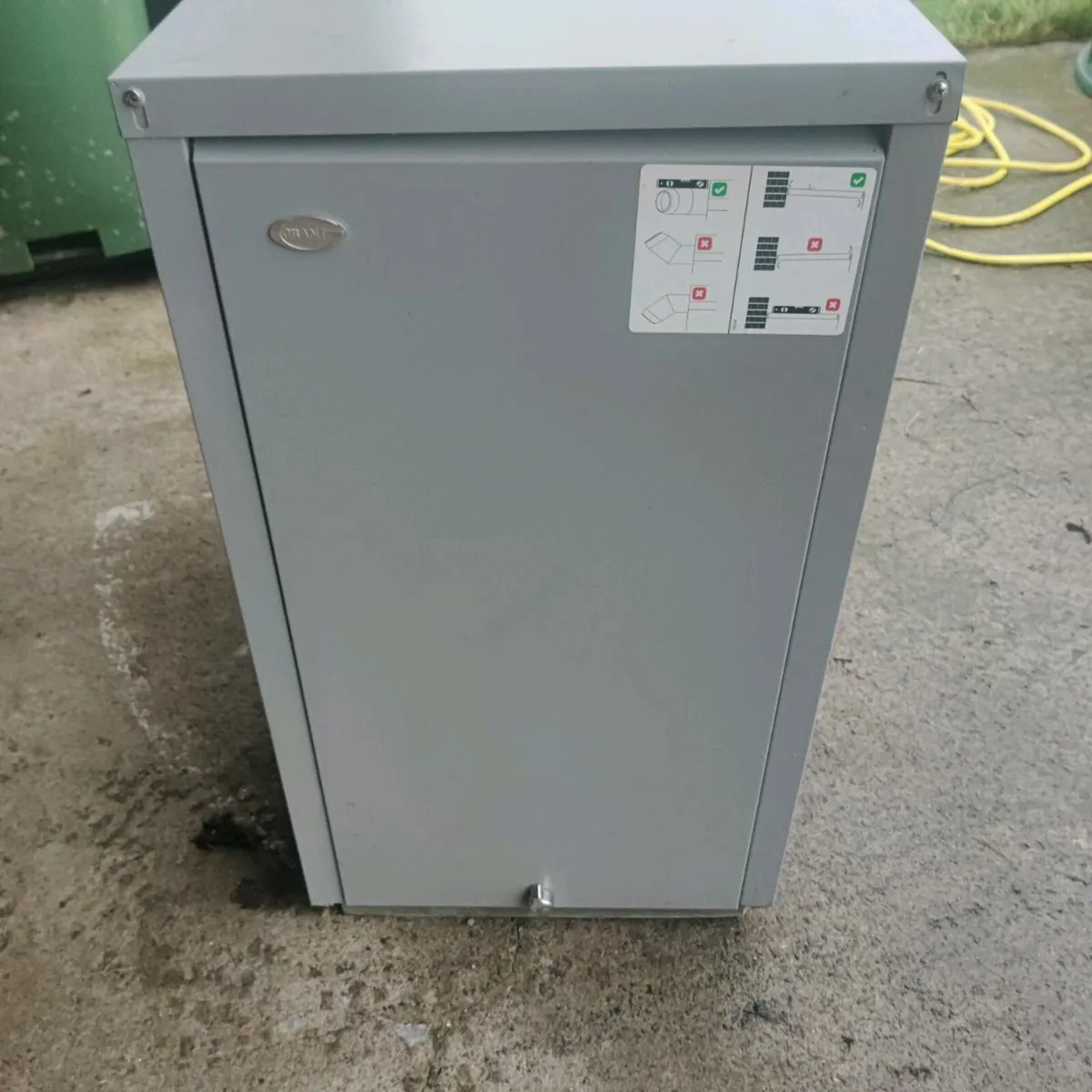 Oil boiler - Image 1