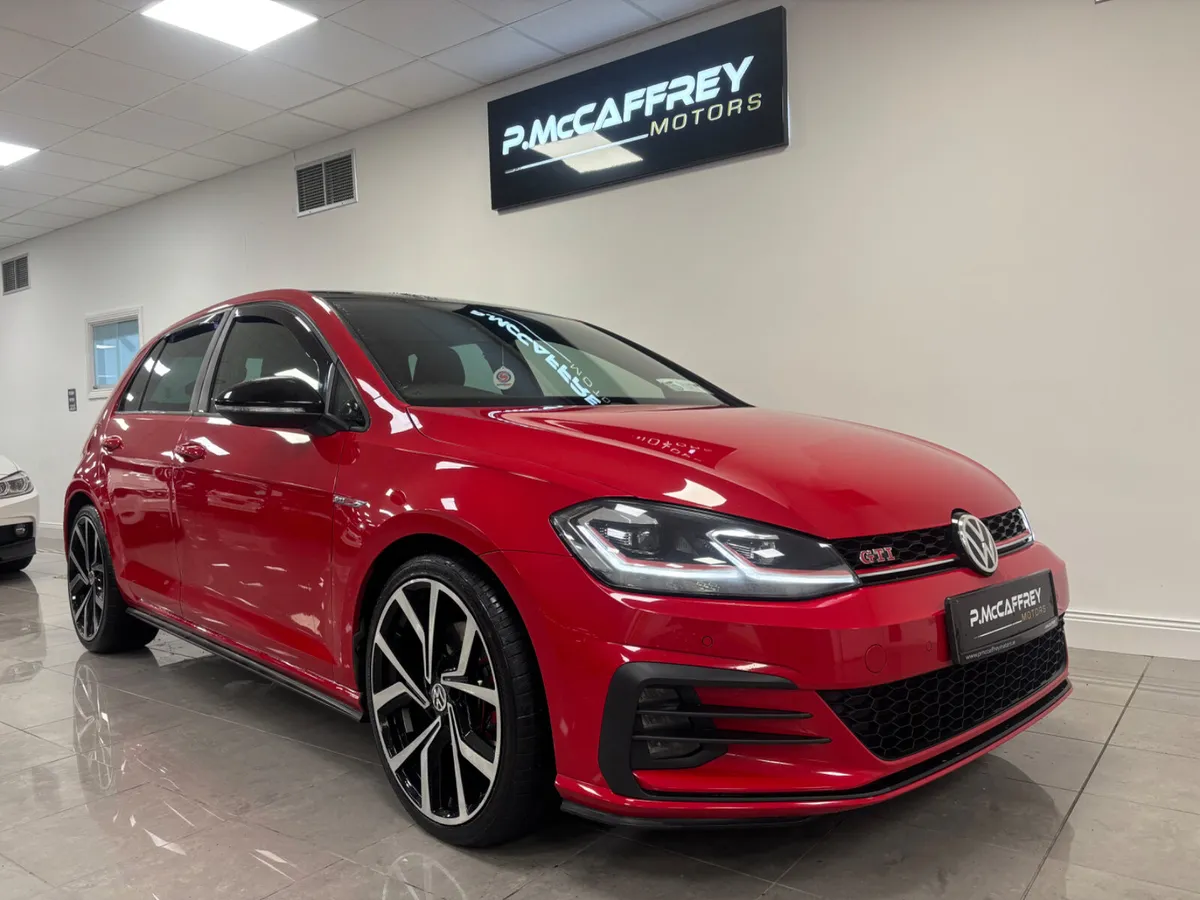 2017 Volkswagen Golf GTI 2.0 TSI DSG AUTO - Image 4
