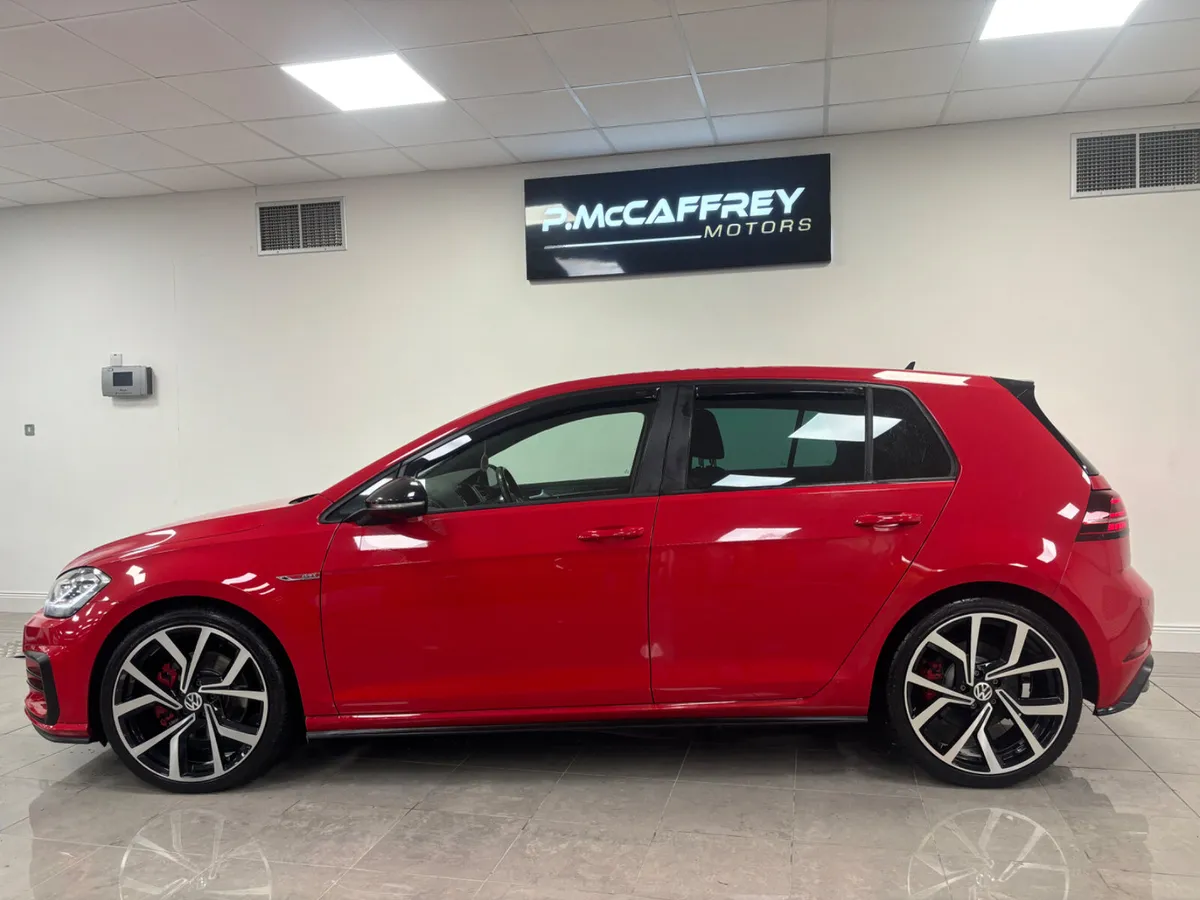 2017 Volkswagen Golf GTI 2.0 TSI DSG AUTO - Image 2