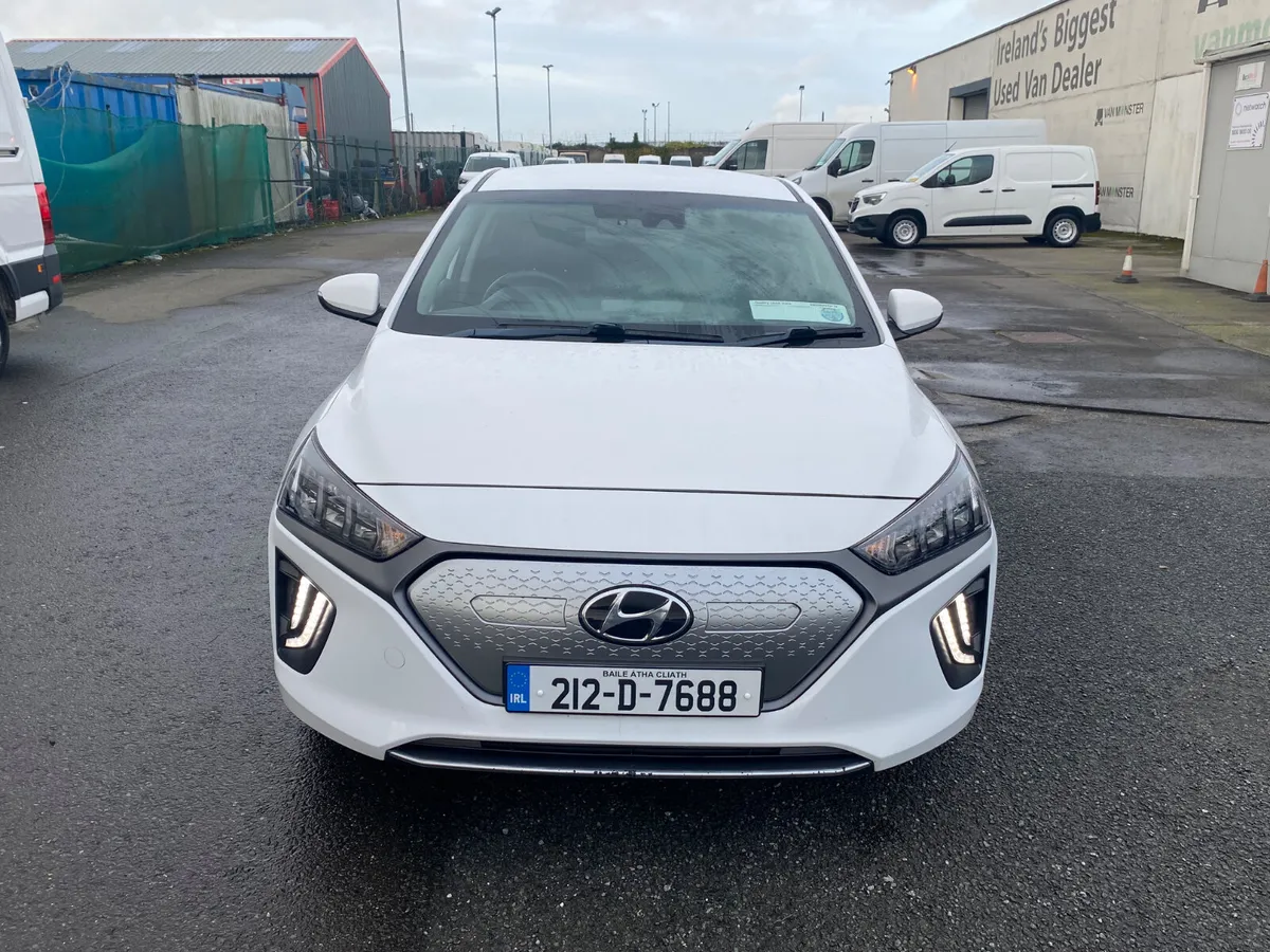 2021 Hyundai IONIQ 38.3KWH Electric - Image 2