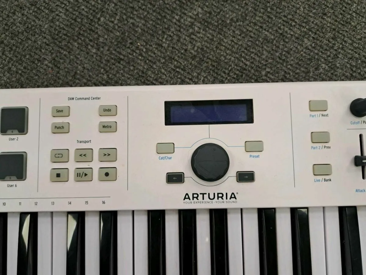 Arturia Keylab 49 Keyboard - Image 3