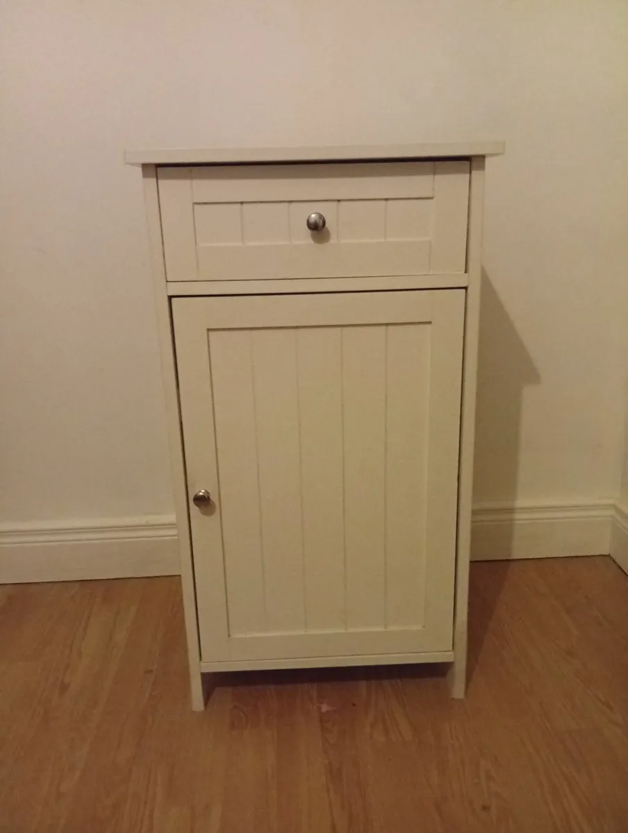 White quality Sturdy bathroom cabinet storage - Image 1