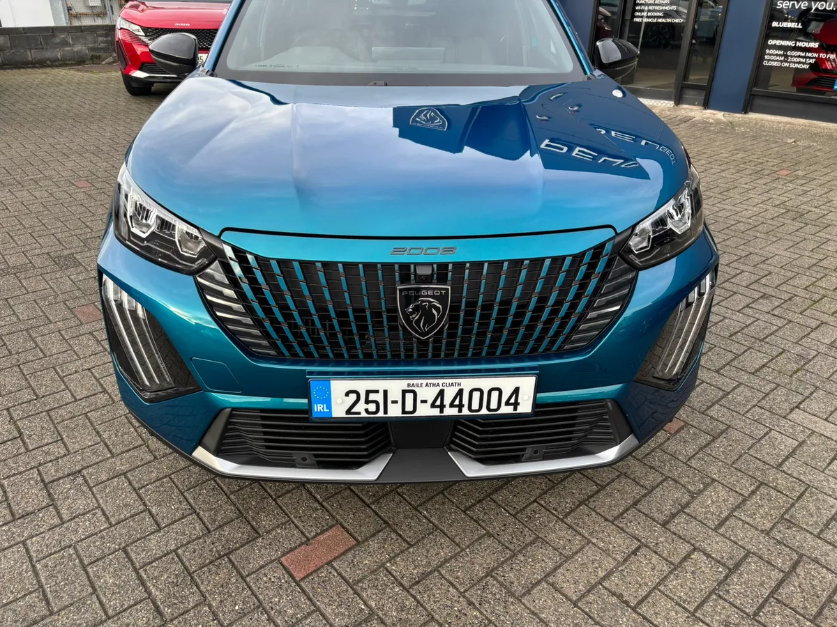 2025 Peugeot 2008 Allure Hybrid scrappage offer - Image 3